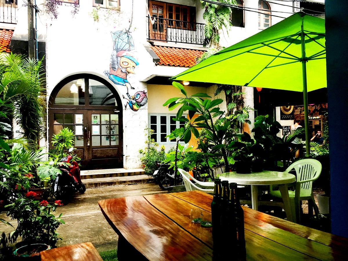 17You Inn Hostel Бангкок Екстер'єр фото