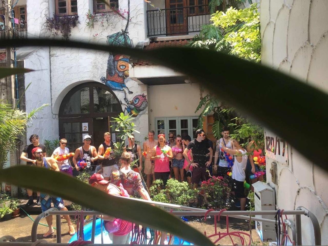 17You Inn Hostel Бангкок Екстер'єр фото